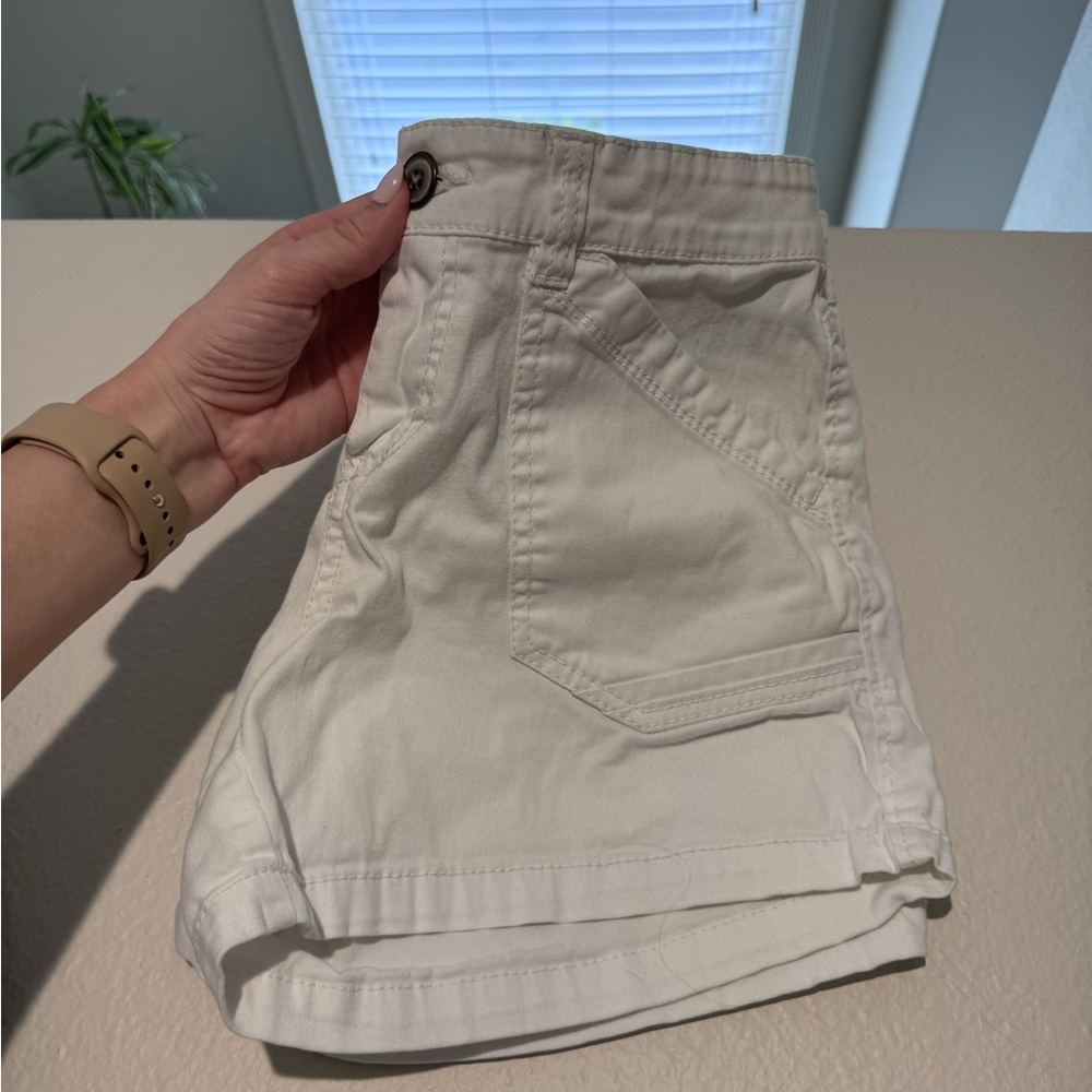 Bundle of Women's Shorts - Picture 4 of 13